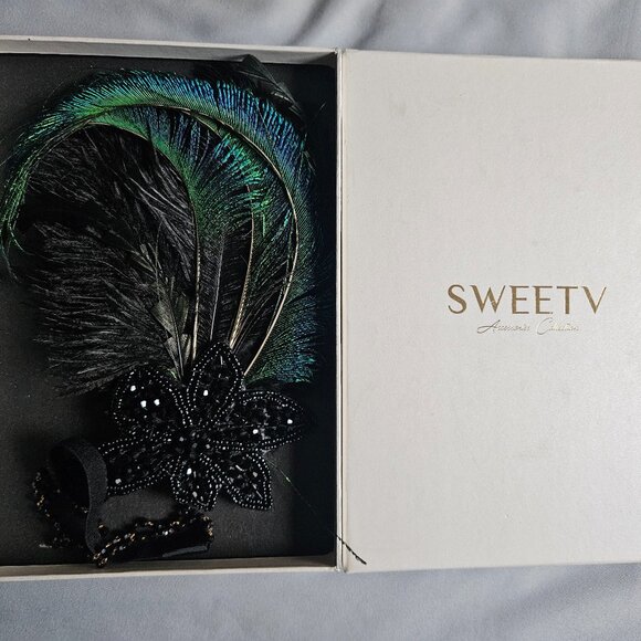 Roaring 20s Flapper Feather Head Piece - Picture 4 of 4